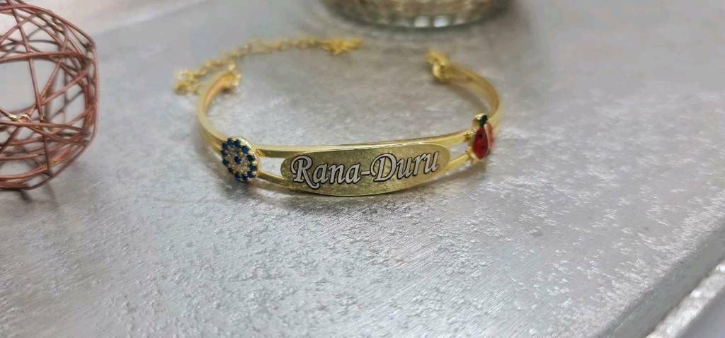 e61fb2a3-41e6-4063-8ad4-915609ec8c5f