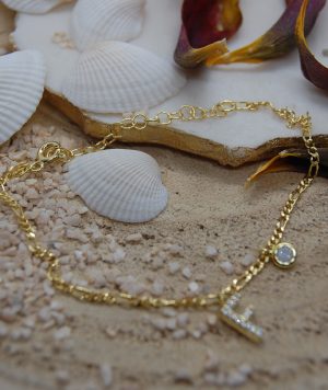 Figaro Zirkonia armkette mit Buchstabe