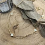 Echtgold 14k 585 Halskette mit charmanten Kleeblatt-Motiven.